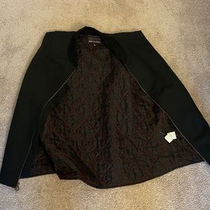 Independent truck vest